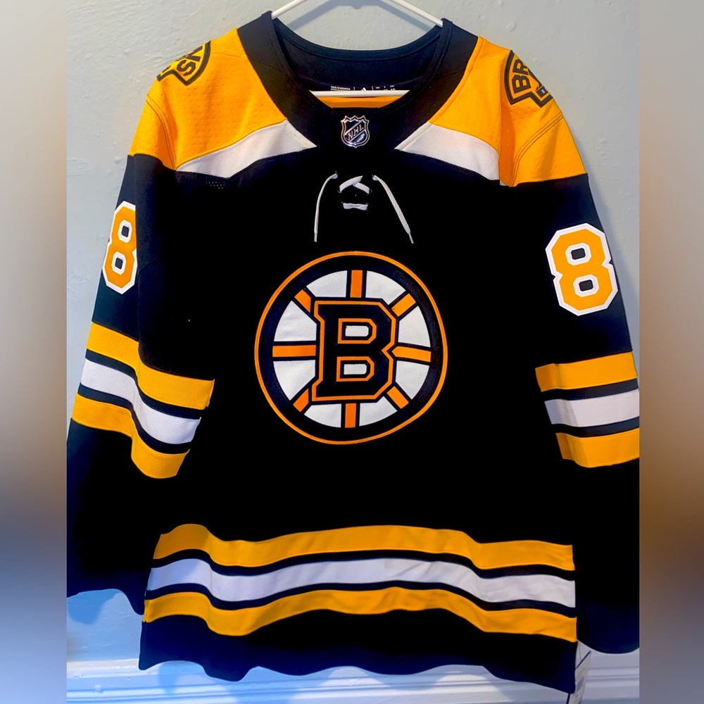 Men’s Authentic Adidas NHL Bruins Pastrnak Jersey Size 50